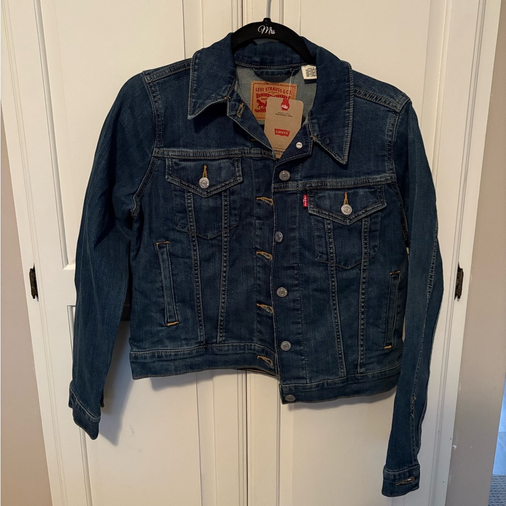 NWT Levi’s Original Trucker Jacket